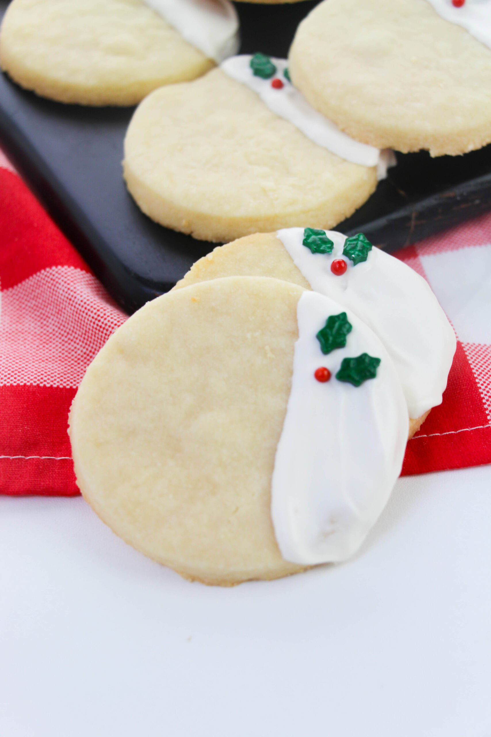 Quick & Easy Christmas Shortbread: 3-Ingredient Holiday Magic